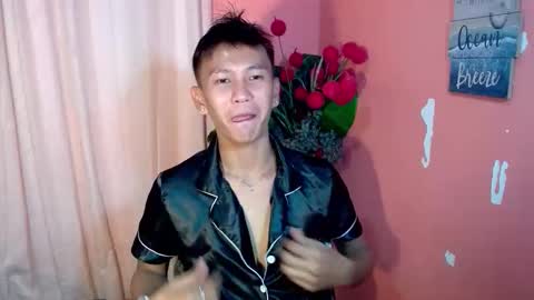 ralfhuge24 online show from November 19, 5:51 am