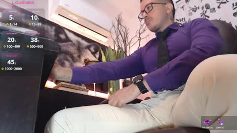 randylukehot online show from December 4, 11:52 am