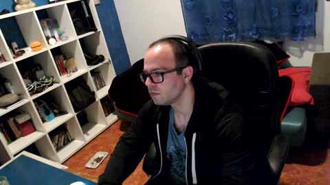 ravingr3d3 online show from January 13, 11:17 pm