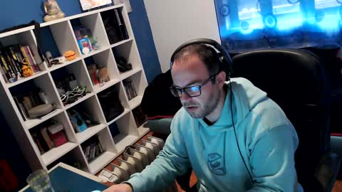 ravingr3d3 online show from January 20, 9:03 am