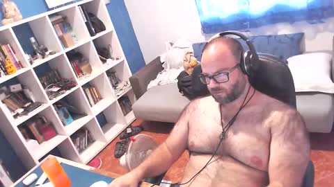 ravingr3d3 online show from September 30, 3:26 pm