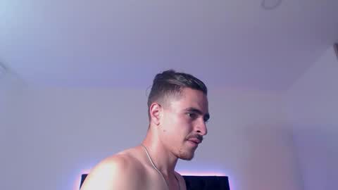 Ray online show from November 29, 2:02 am