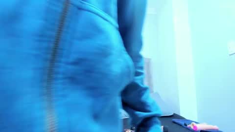 Raymond Stonee online show from February 2, 2:02 pm