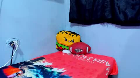 Raymond Stonee online show from October 2, 1:31 am