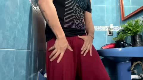 Snapshot of rbk26 chatting on December 28, 7:33 pm rbk26 online show from December 28, 7:33 pm