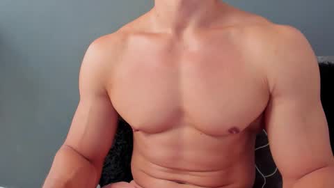 twitter REECET26 instagram RECCETAYLOR online show from September 25, 3:33 pm