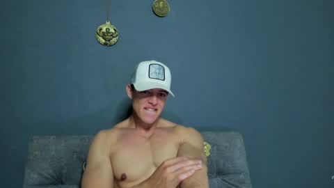 twitter REECET26 instagram RECCETAYLOR online show from April 11, 3:57 am