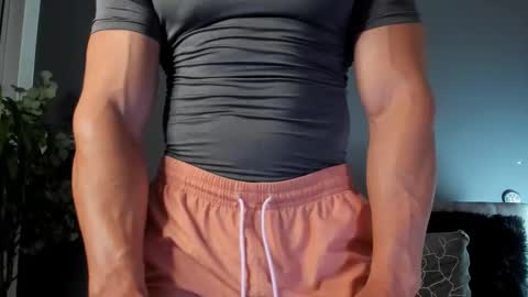 twitter REECET26 instagram RECCETAYLOR online show from September 30, 12:50 am