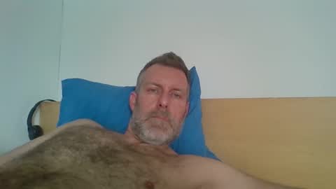 Red online show from November 18, 10:52 am