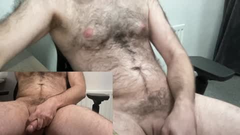 hornyslutbear online show from December 16, 12:16 pm