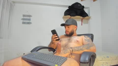 Rmy Steen online show from February 7, 10:30 pm