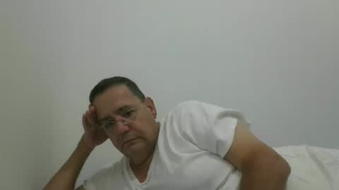 RENATO----------2017 AND 2023 IN CHATURBATE online show from April 6, 2:08 am