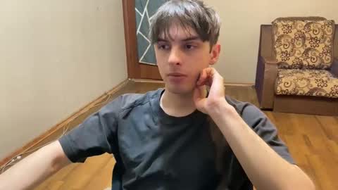 requiemshine online show from April 22, 5:40 pm