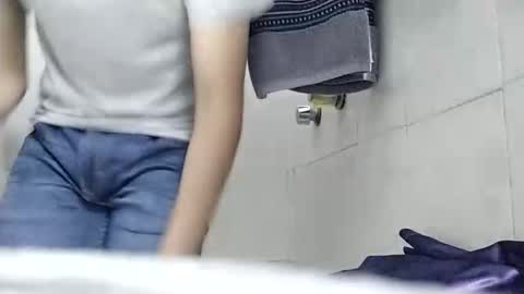 Snapshot of reynspen chatting on October 13, 2:39 am Reynspen online show from October 13, 2:39 am