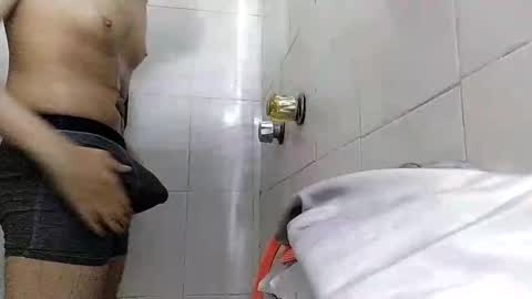 Snapshot of reynspen chatting on September 26, 1:47 am Reynspen online show from September 26, 1:47 am