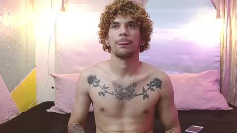 rich and kitty  online show from December 1, 4:15 am