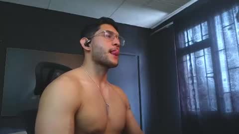 Ricardo online show from July 8, 3:49 pm