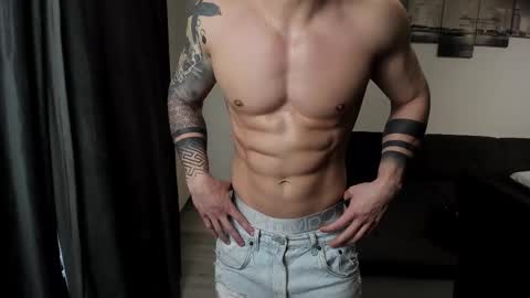 RichardDarell online show from February 3, 6:40 am