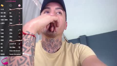 David online show from February 17, 6:04 pm