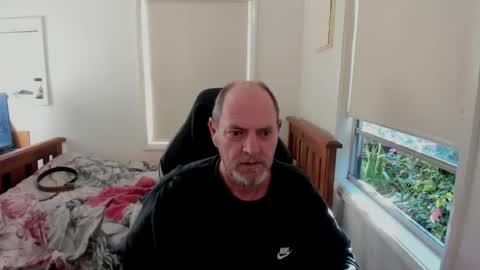 richie_de online show from July 3, 10:34 pm