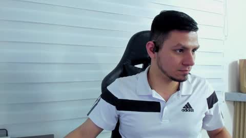  Rick Diesel  online show from February 6, 9:11 am