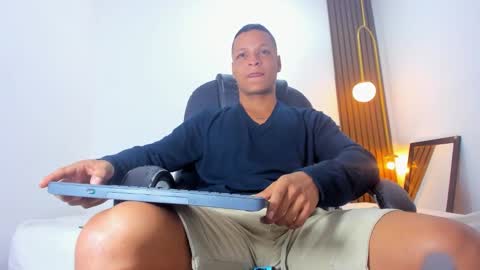 Snapshot of ricky_owens1 chatting on January 27, 9:00 pm Ricky  online show from January 27, 9:00 pm