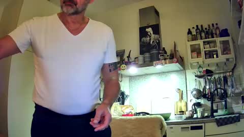 roadrunnerger online show from January 8, 5:59 pm