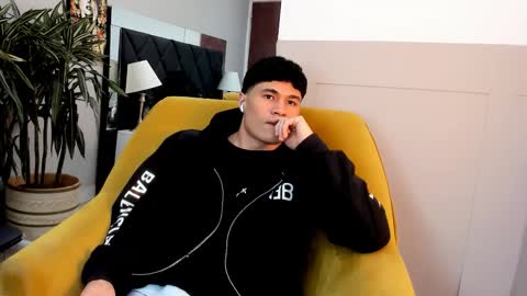 Roan Birkin online show from February 13, 11:21 pm