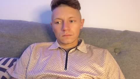 RoastingCorn online show from February 13, 7:03 am