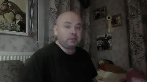 rob18997 online show from November 3, 7:59 pm