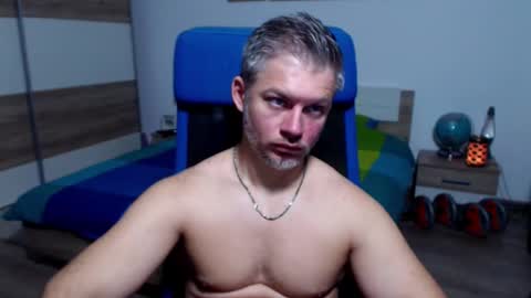 robbyshawz online show from October 11, 8:18 am