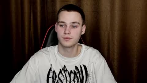 robert10211 online show from January 20, 8:18 pm