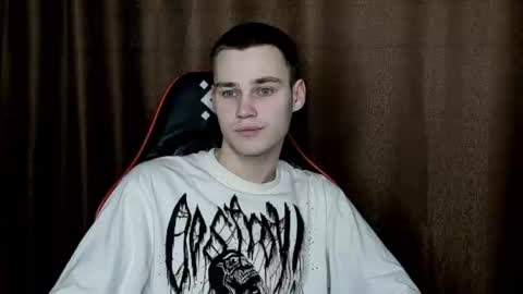 robert10211 online show from February 13, 7:21 pm