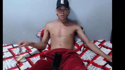 robert_kingg online show from January 13, 6:29 am