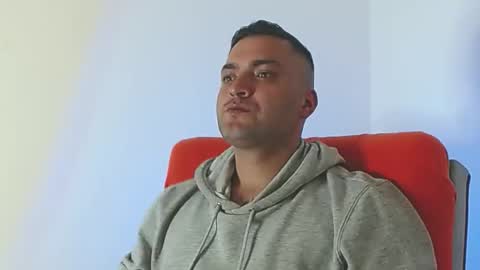 Stiven - online show from October 24, 9:27 pm