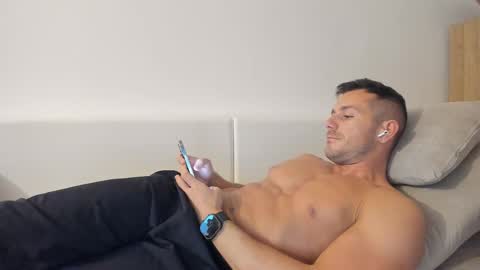 roberto4ever online show from October 3, 2:55 pm