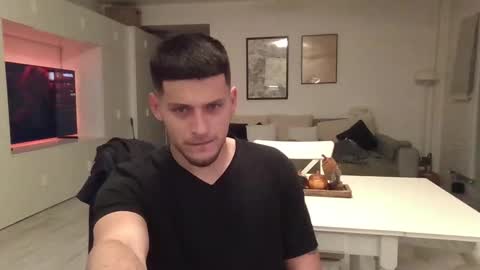 Roberto online show from November 2, 4:44 pm