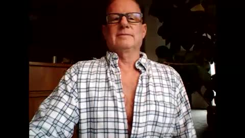 robo0000 online show from December 16, 7:32 pm