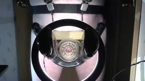 Snapshot of robodickmilker chatting on February 25, 8:51 pm Robodickmilker online show from February 25, 8:51 pm