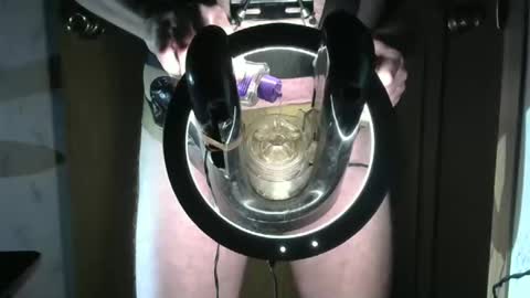 Snapshot of robodickmilker chatting on March 10, 1:45 am Robodickmilker online show from March 10, 1:45 am