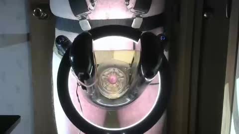 Snapshot of robodickmilker chatting on October 11, 12:47 am Robodickmilker online show from October 11, 12:47 am