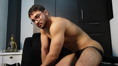 Roger Belmont online show from September 19, 4:35 am