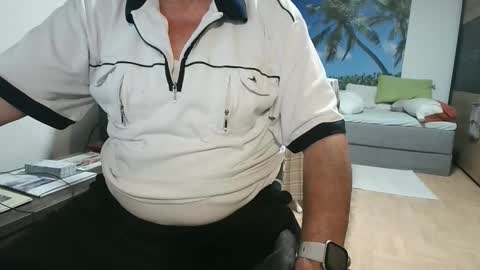 rolandloser1000 online show from September 11, 6:40 pm