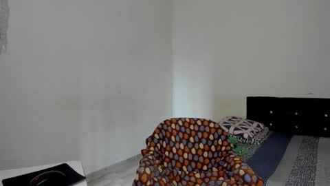 rolling_05 online show from December 2, 8:34 pm