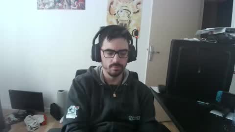 romainb72 online show from December 16, 8:52 am