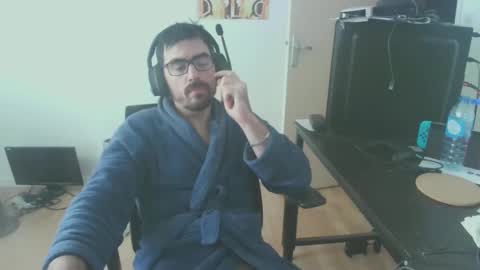 romainb72 online show from January 3, 1:14 pm