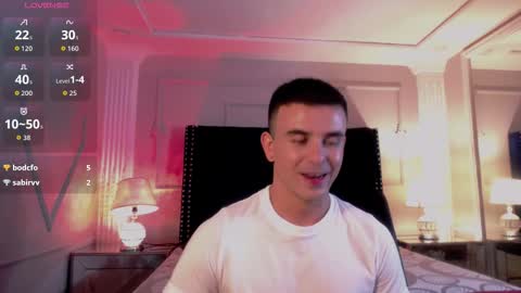 Snapshot of roman_chase chatting on October 23, 12:19 pm online show from October 23, 12:19 pm