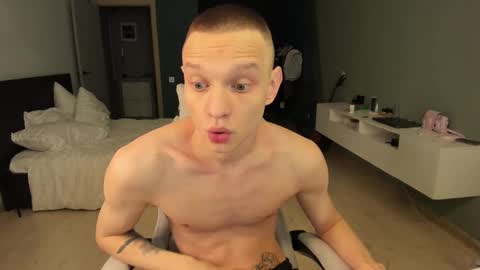 Snapshot of romeo_mercy chatting on February 10, 2:08 am Romeo online show from February 10, 2:08 am