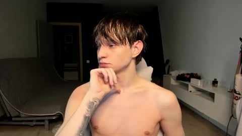 Romeo online show from February 18, 4:21 am