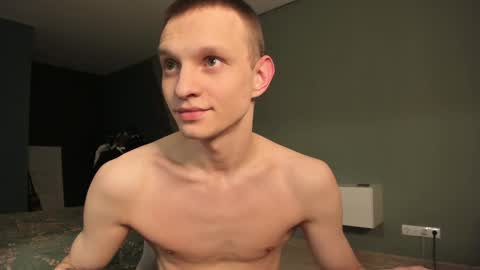 Snapshot of romeo_mercy chatting on March 6, 9:42 pm Romeo online show from March 6, 9:42 pm